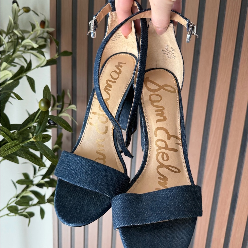 Sam Edelman Denim Yaro Sandals Designer Summer Shoes size 37 / Women’s 7